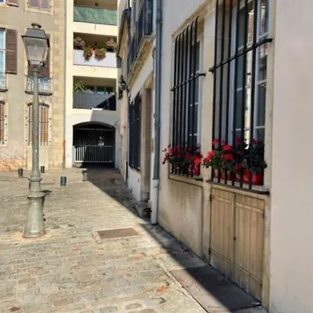 Cosy En Plein Coeur De Appartamento